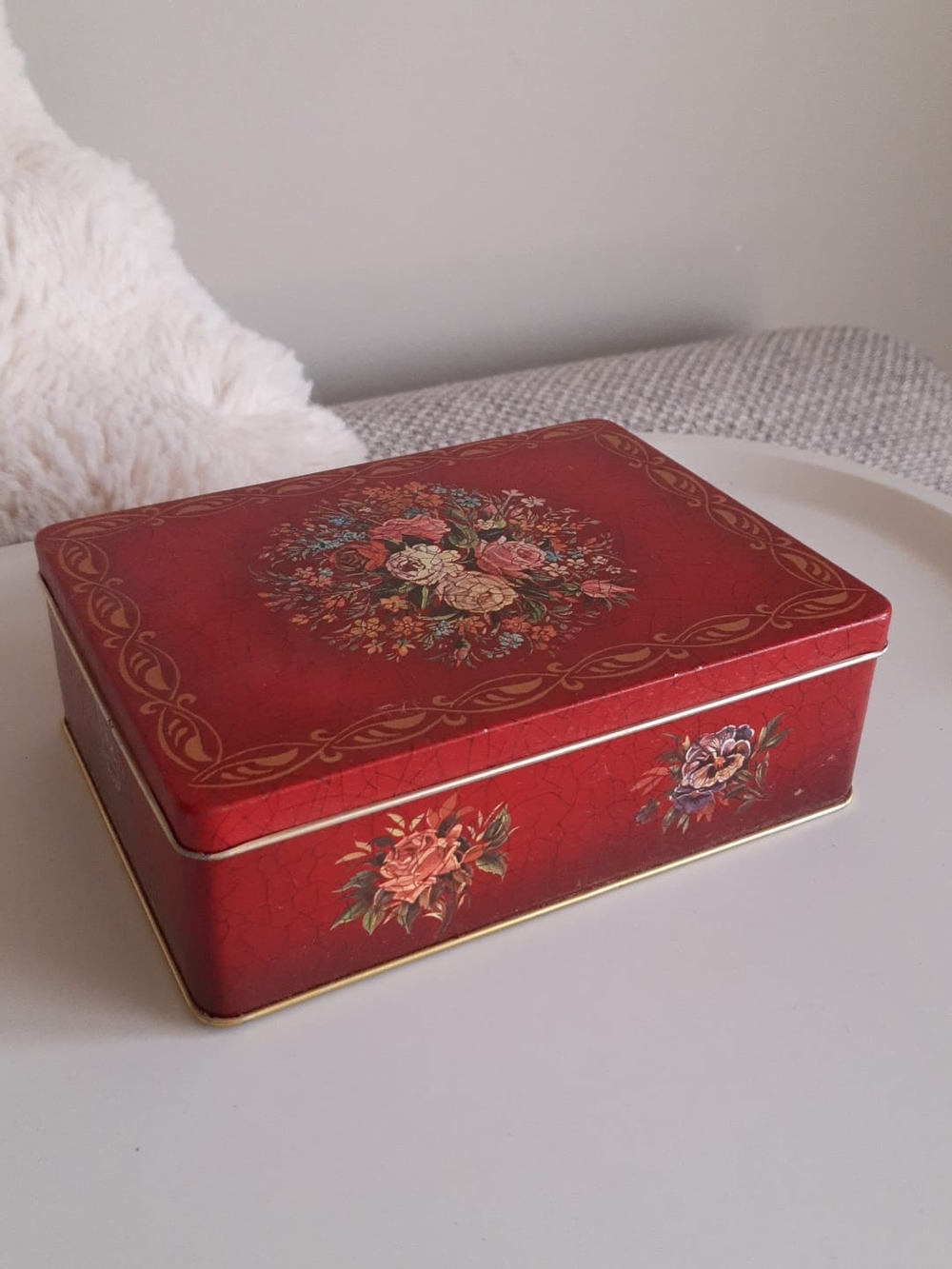 Vintage Red Floral Decorative Tin Box